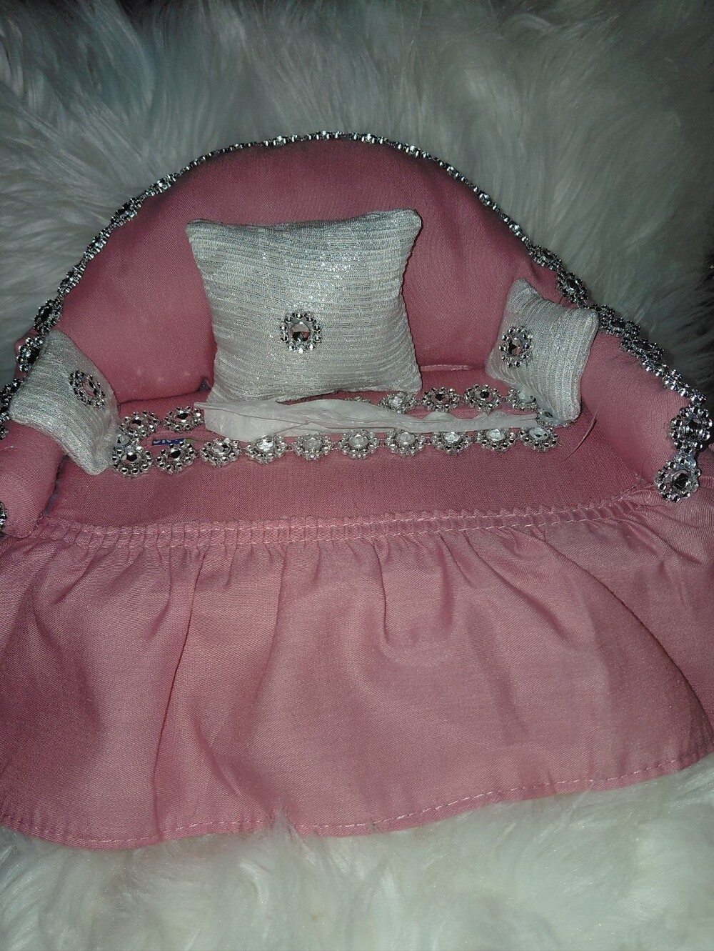 NEW HANDMADE PINK SOFA TISSUE BOX COVER WITH SILVER TRIM, ATTACHED PILLOWS